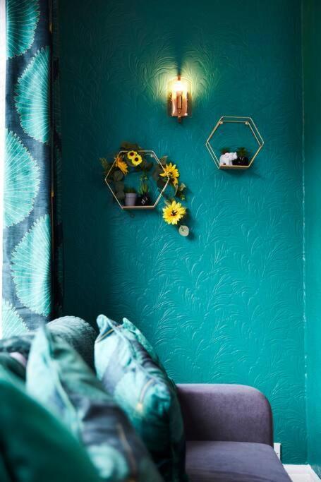 *Little Haven In Leeds* ¤Private Parking¤ Ensuite ลีดส์ ภายนอก รูปภาพ