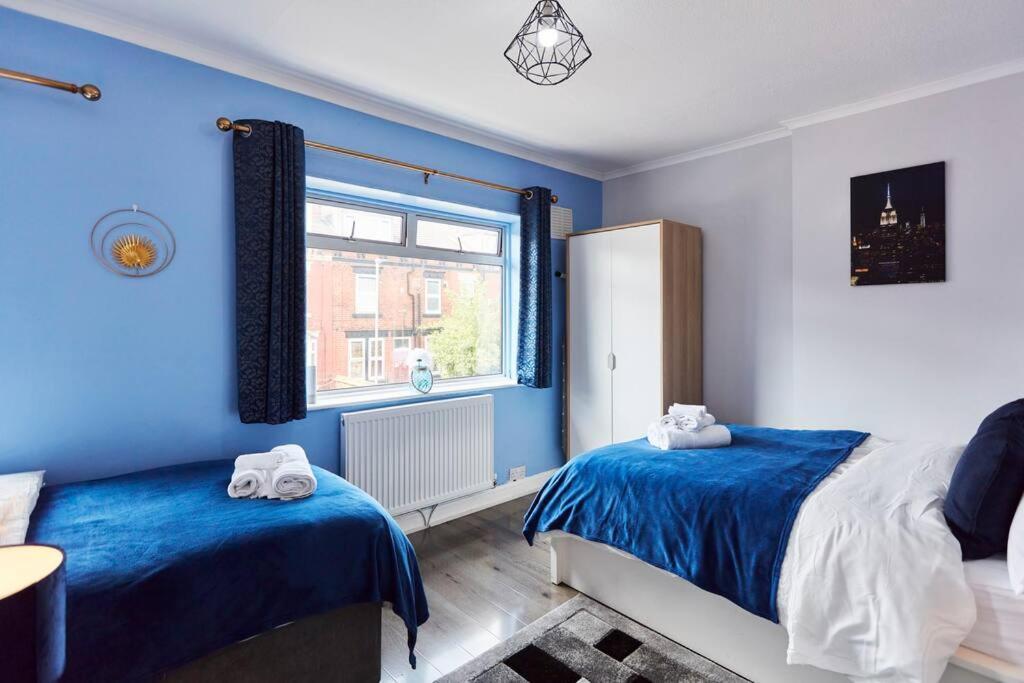 *Little Haven In Leeds* ¤Private Parking¤ Ensuite ลีดส์ ภายนอก รูปภาพ