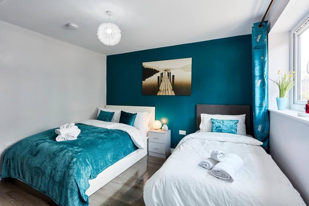 *Little Haven In Leeds* ¤Private Parking¤ Ensuite ลีดส์ ภายนอก รูปภาพ